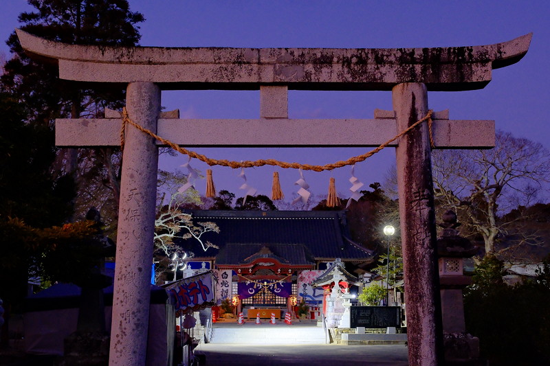 金賞：朝焼けと金波